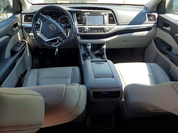 2018 TOYOTA HIGHLANDER SE/XLE