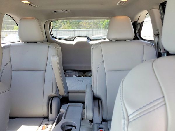 2018 TOYOTA HIGHLANDER SE/XLE