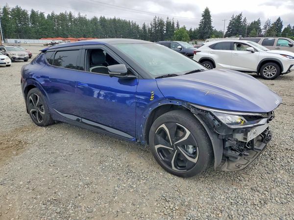 2023 KIA EV6