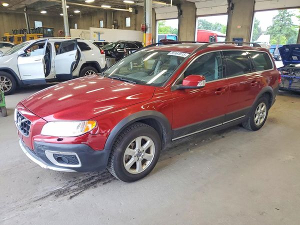 2013 VOLVO XC70