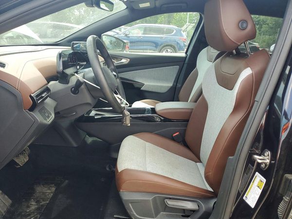 2023 VOLKSWAGEN ID.4 Pro