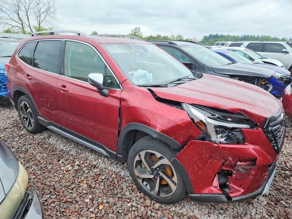 2022 SUBARU FORESTER Touring