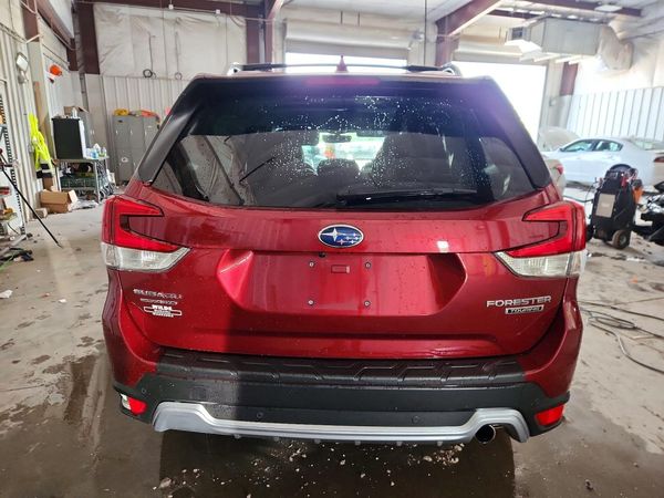 2022 SUBARU FORESTER Touring