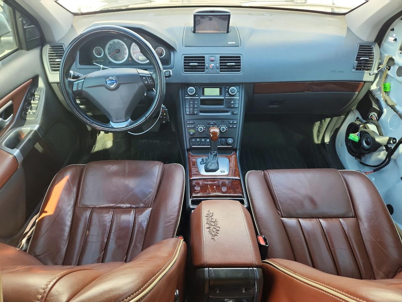 2014 VOLVO XC90