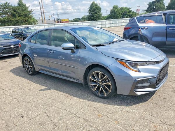 2022 TOYOTA COROLLA SE, w/Premium pkg