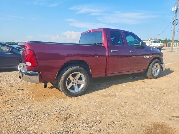 2018 RAM 1500 ST