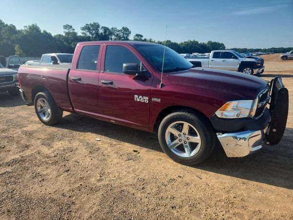 2018 RAM 1500 ST