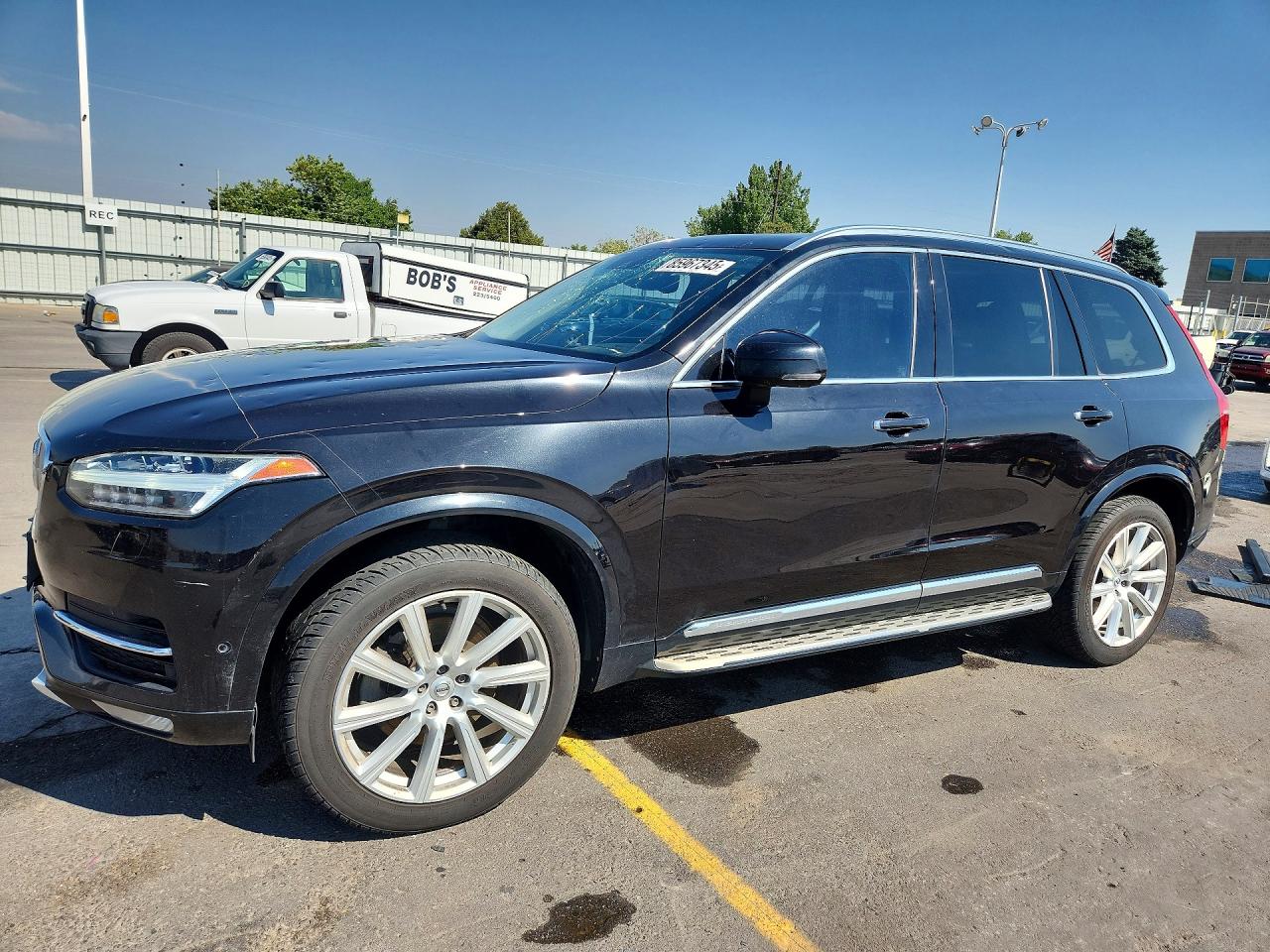 2016 VOLVO XC90