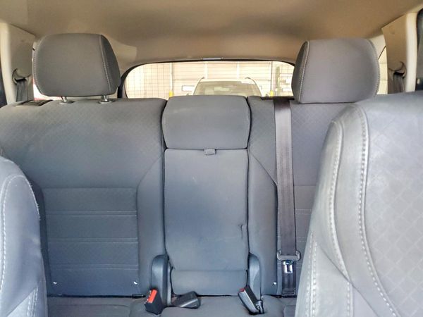 2018 KIA SORENTO L, LX