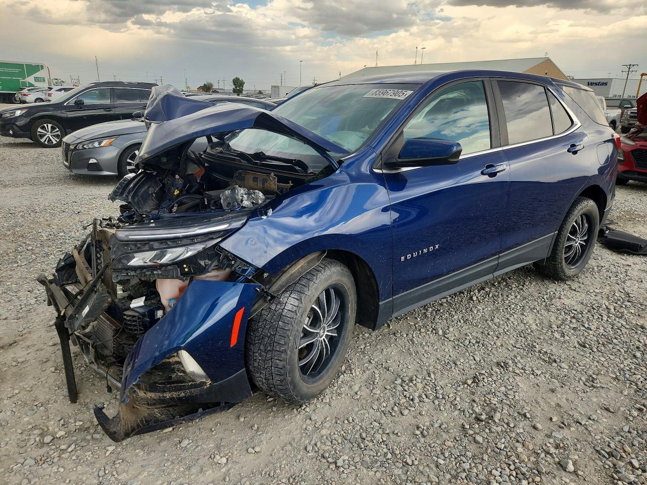 2022 CHEVROLET EQUINOX LT (1LT) — Front 3/4