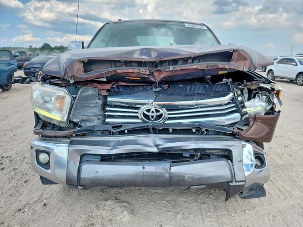 2016 TOYOTA TUNDRA