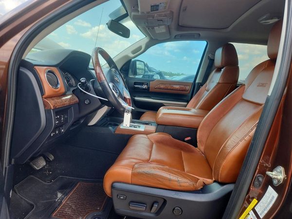 2016 TOYOTA TUNDRA