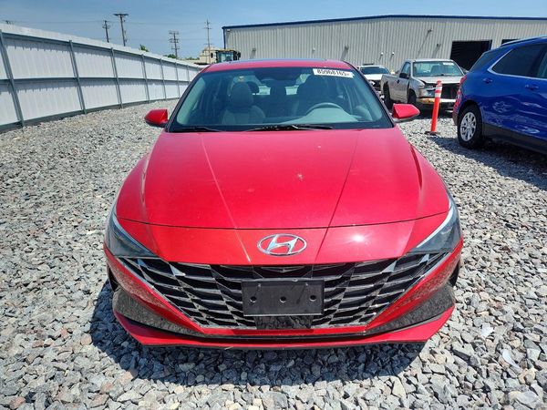 2021 HYUNDAI ELANTRA SEL w/ Premium Pkg