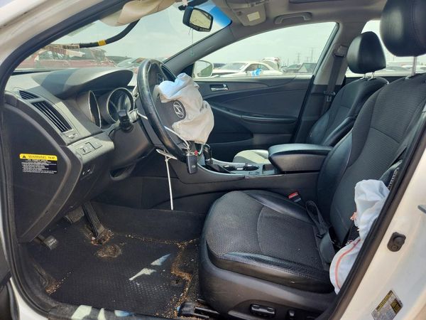 2013 HYUNDAI SONATA