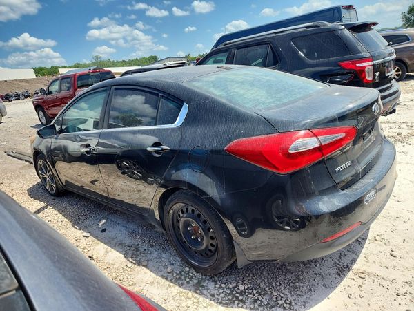 2015 KIA FORTE