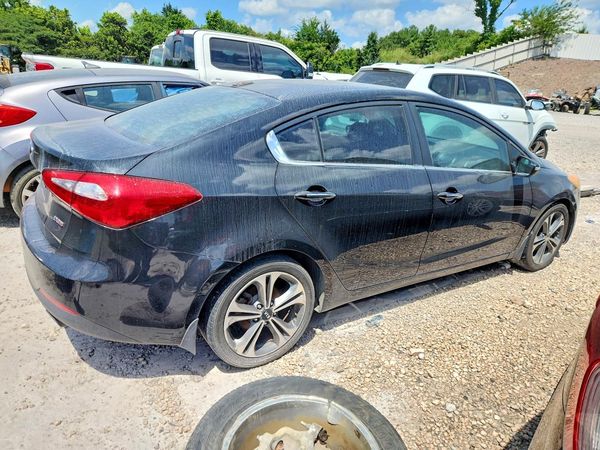 2015 KIA FORTE
