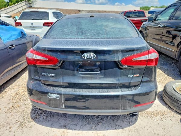 2015 KIA FORTE