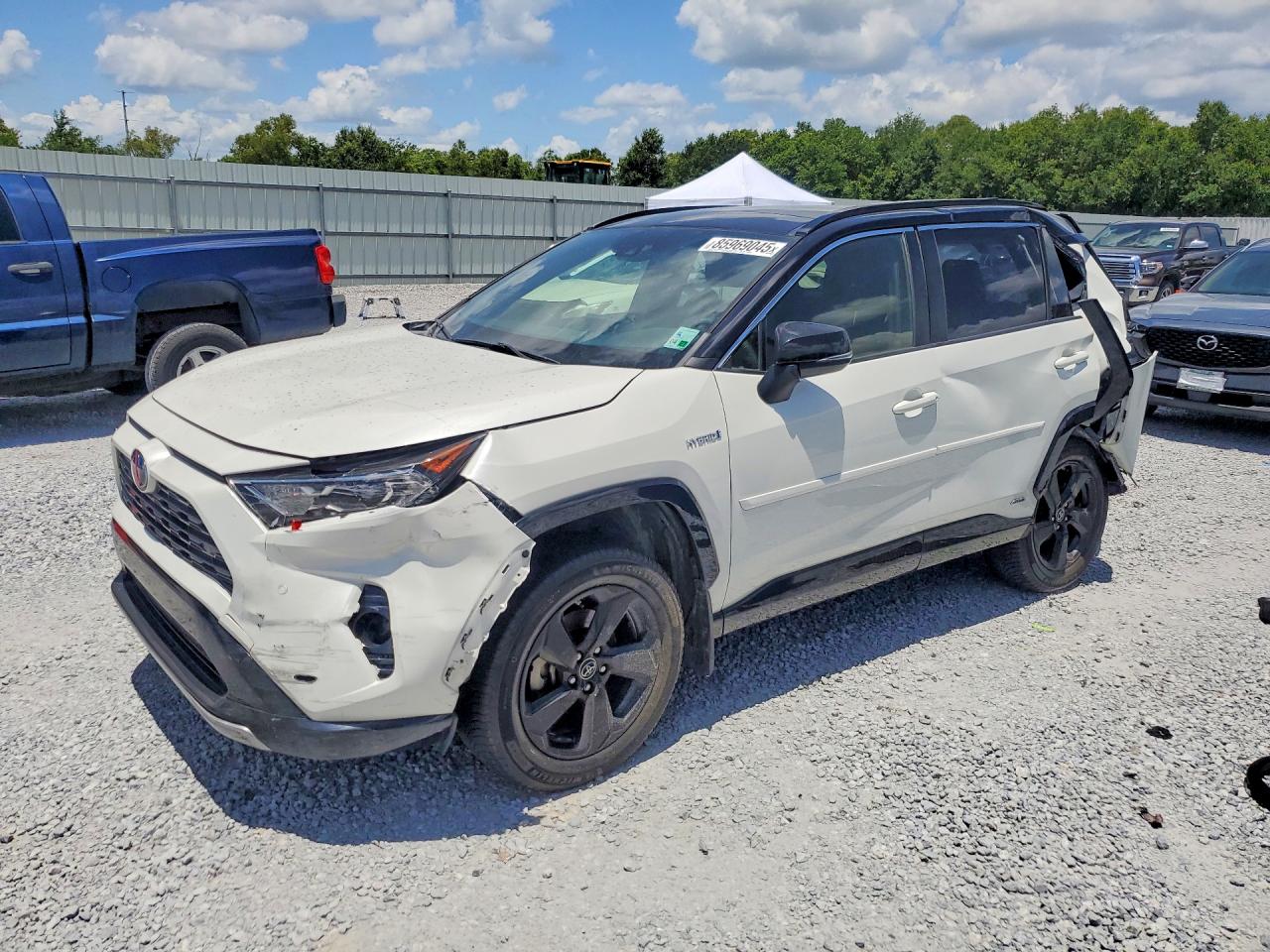 2019 TOYOTA RAV4 XSE HV 4WD