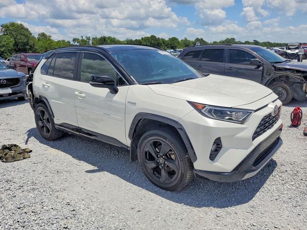 2019 TOYOTA RAV4 XSE HV 4WD
