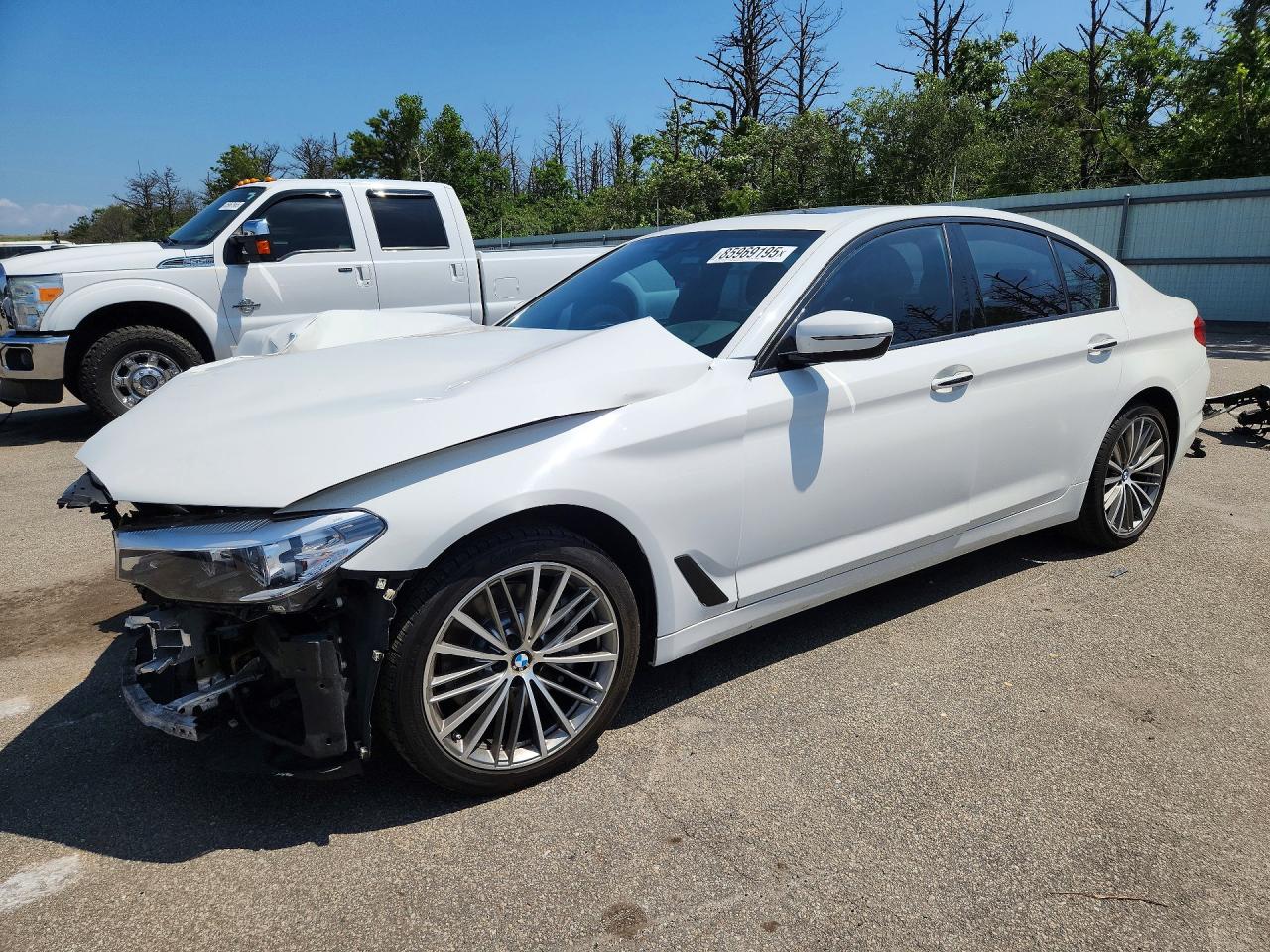 2018 BMW 530