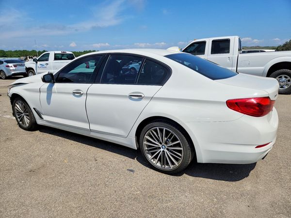 2018 BMW 530