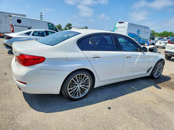 2018 BMW 530