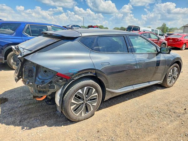 2024 KIA EV6 Light, Wind