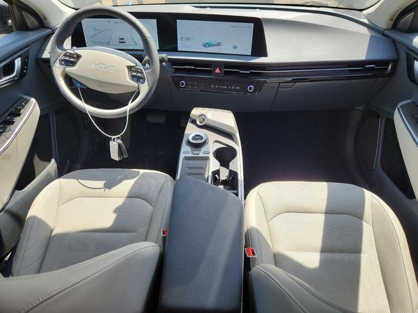 2024 KIA EV6 Light, Wind