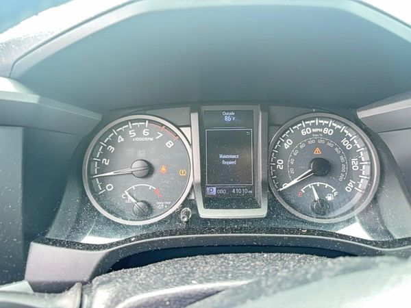2017 TOYOTA TACOMA