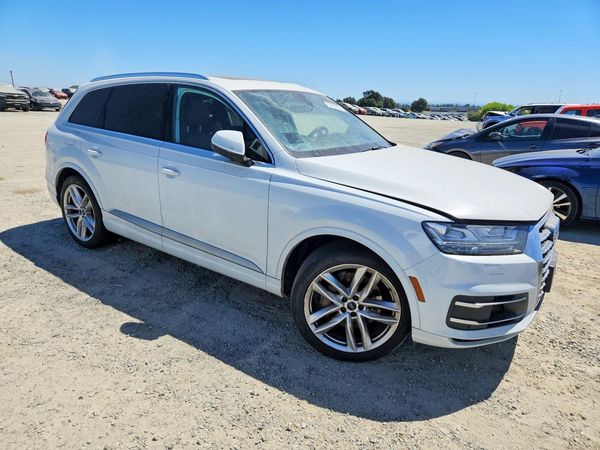 2018 AUDI Q7 quattro Prestige