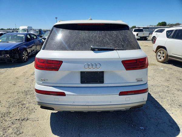2018 AUDI Q7 quattro Prestige