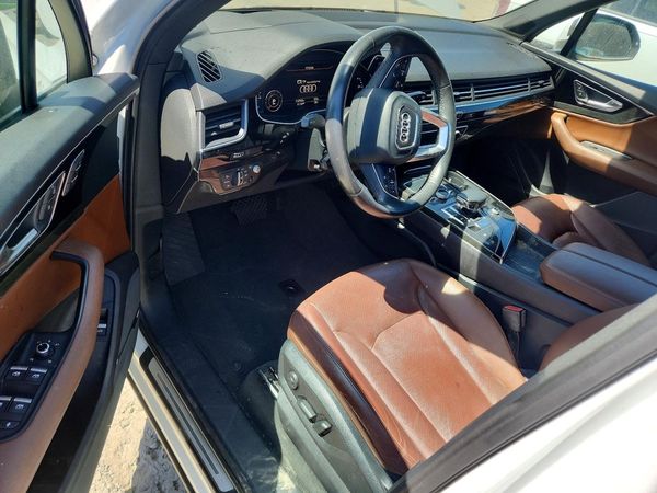 2018 AUDI Q7 quattro Prestige