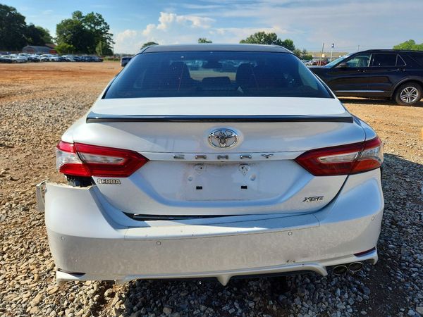2018 TOYOTA CAMRY XSE