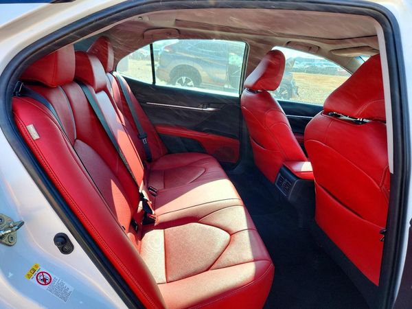 2018 TOYOTA CAMRY XSE