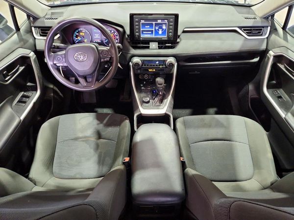 2022 TOYOTA RAV4 LE