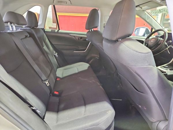 2022 TOYOTA RAV4 LE
