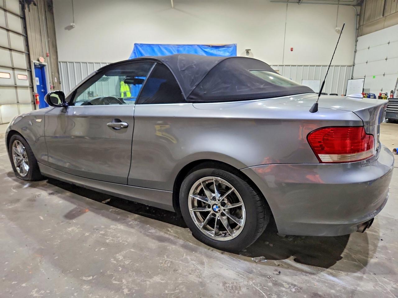 2011 BMW 128
