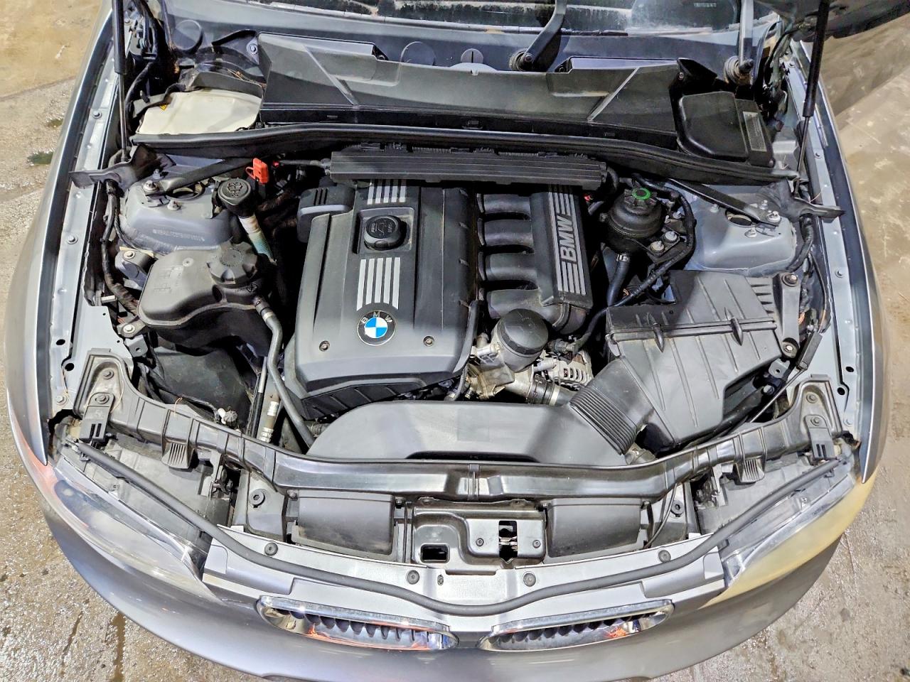 2011 BMW 128