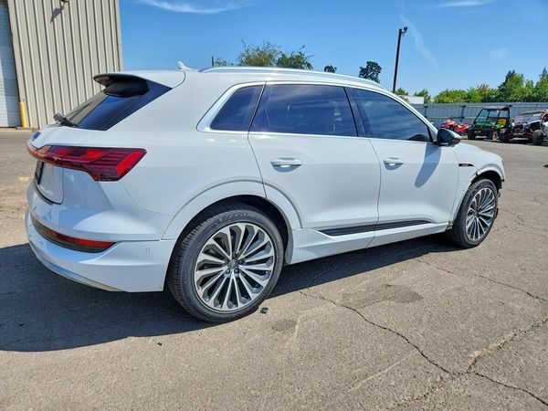 2019 AUDI E-TRON