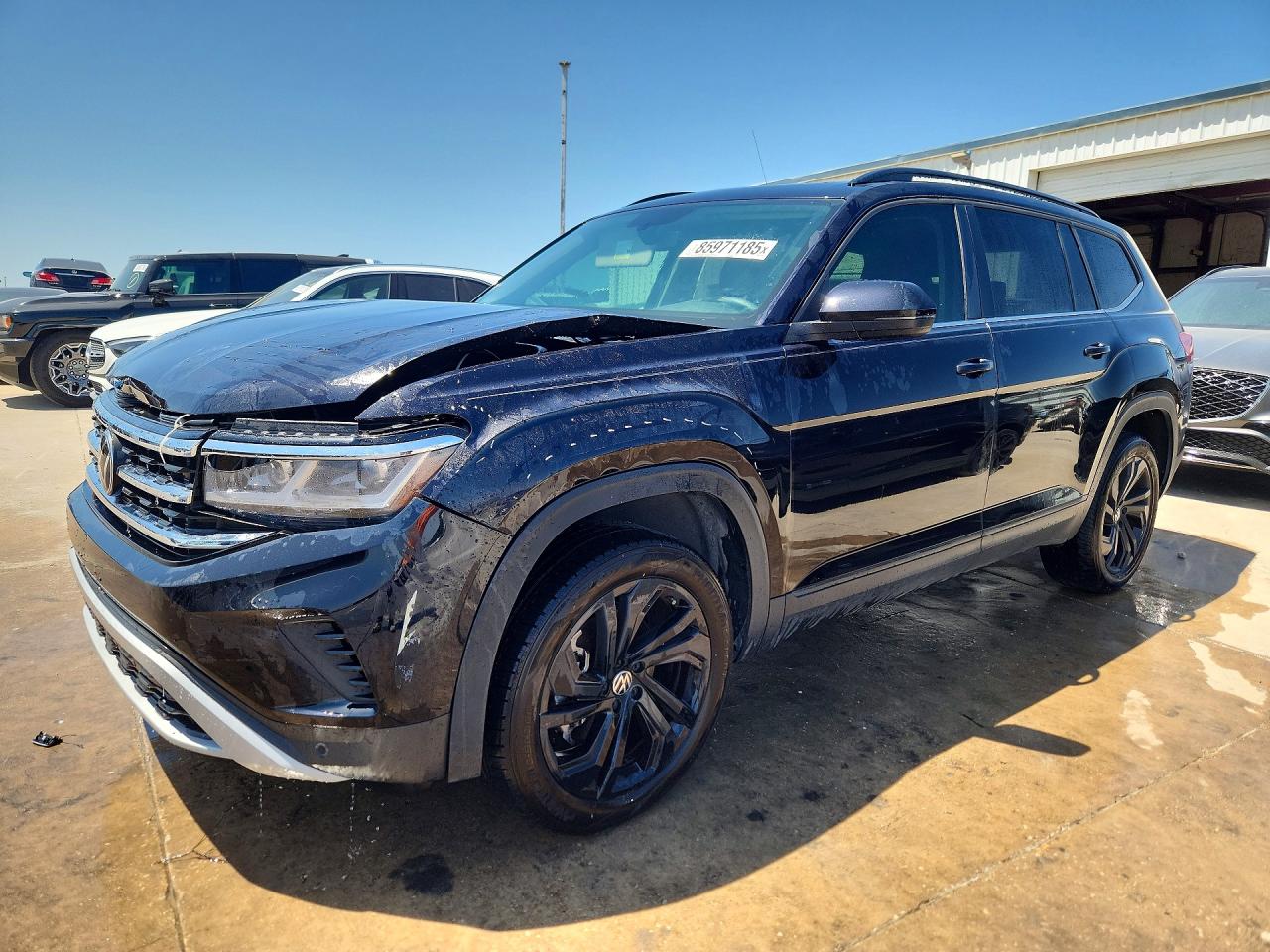 2022 VOLKSWAGEN ATLAS SE w/ Tech