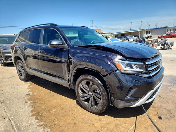 2022 VOLKSWAGEN ATLAS SE w/ Tech