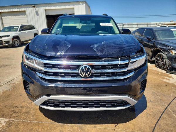 2022 VOLKSWAGEN ATLAS SE w/ Tech