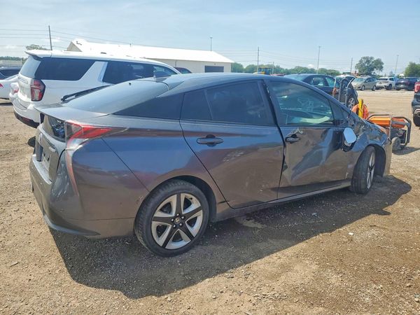 2018 TOYOTA PRIUS