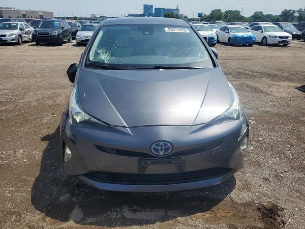 2018 TOYOTA PRIUS