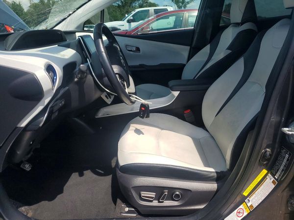 2018 TOYOTA PRIUS