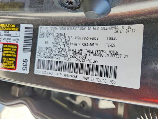 2017 TOYOTA TACOMA Limited