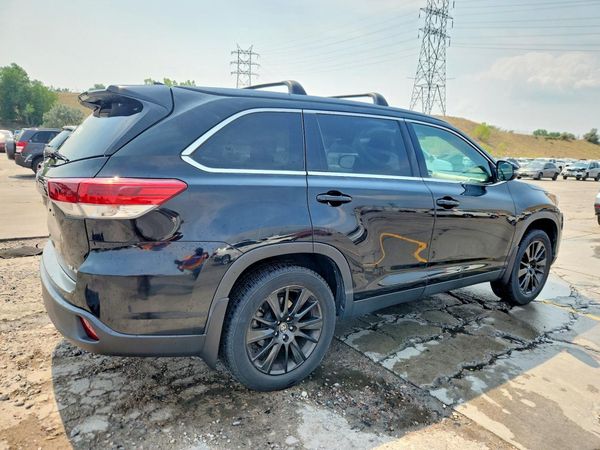 2019 TOYOTA HIGHLANDER SE/XLE