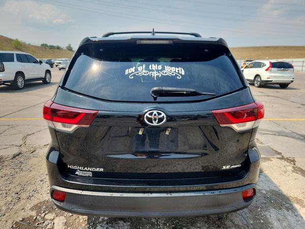 2019 TOYOTA HIGHLANDER SE/XLE