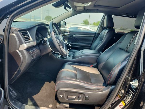 2019 TOYOTA HIGHLANDER SE/XLE