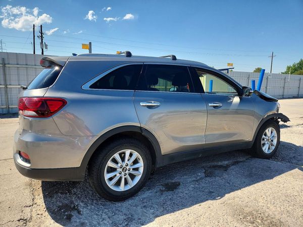2019 KIA SORENTO L, LX, S